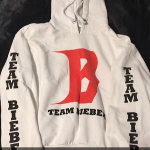 Cropped Bieber hoodie